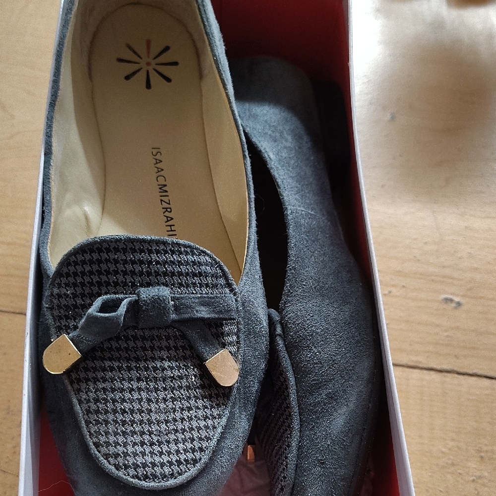 Isaac Mizrahi Women's Charcoal Loafers with Bow Accent
